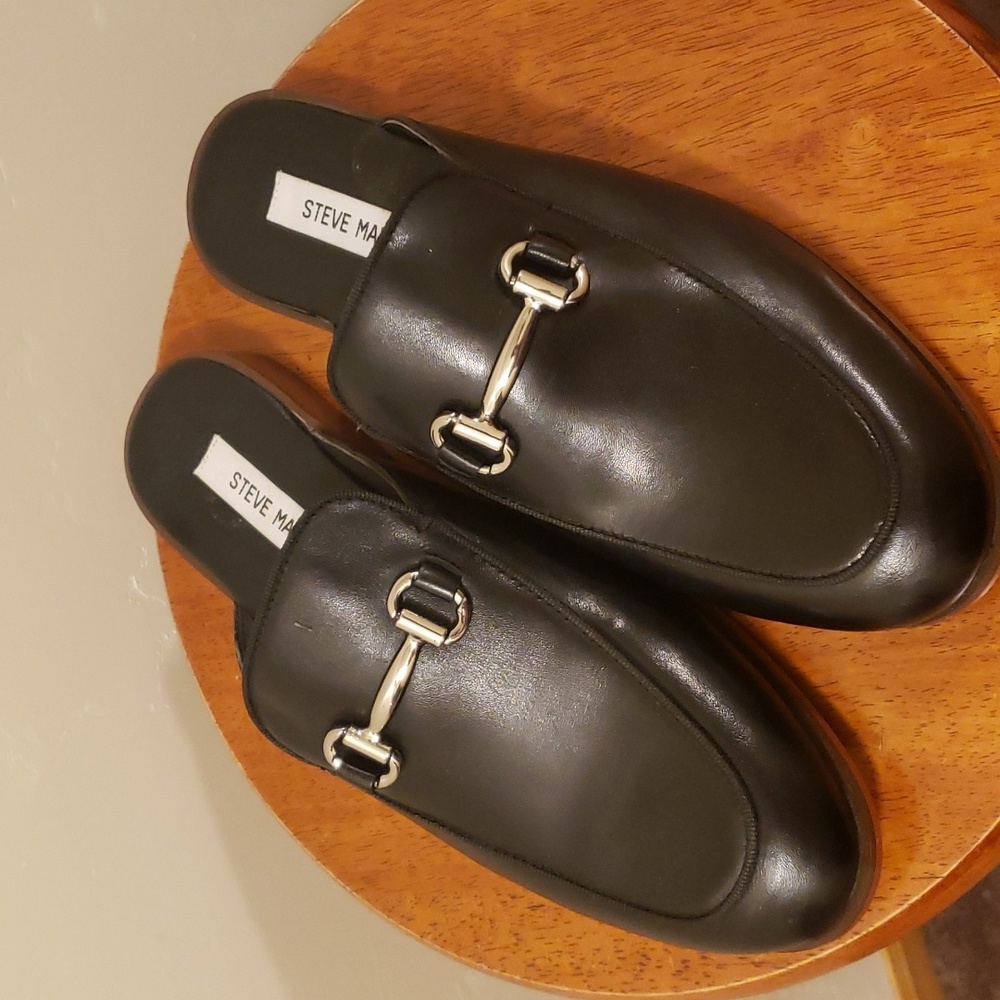 NWOT Steve Madden Slip-On Mules